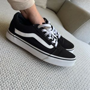 Vans women’s shoes